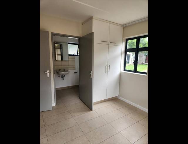 1 BEDROOM PROPERTY TO RENT IN DIEP RIVER